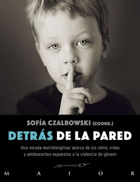 Detrás de la pared