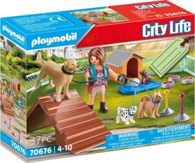 SET DE REGALO ENTRENADORA DE PERROS PLAYMOBIL