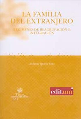LA FAMILIA DEL EXTRANJERO