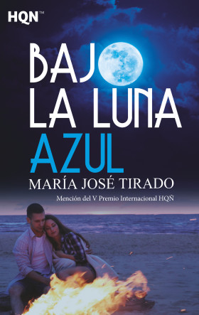 BAJO LA LUNA AZUL