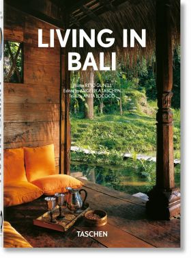 LIVING IN BALI. 40TH ED.