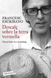 Descalç sobre la terra vermella