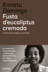 Fusta d'eucaliptus cremada