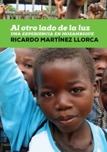 AL OTRO LADO DE LA LUZ