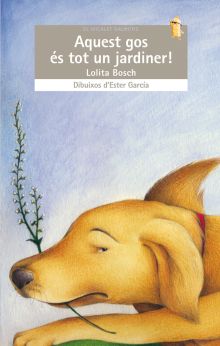 Aquest gos és tot un jardiner!