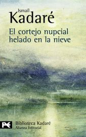 El cortejo nupcial helado en la nieve